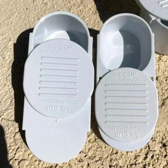 Weight Watchers Dry Measuring Cups - Picture 5 of 7